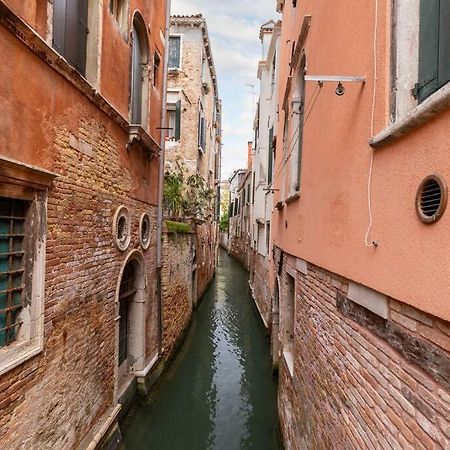 Loft San Stae 18.27 Apartment Venice Exterior photo